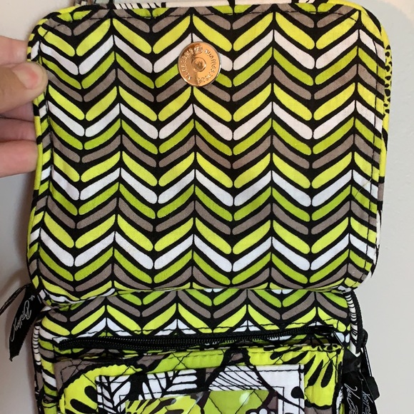 Vera Bradley cross body. Gently used. - Picture 6 of 9